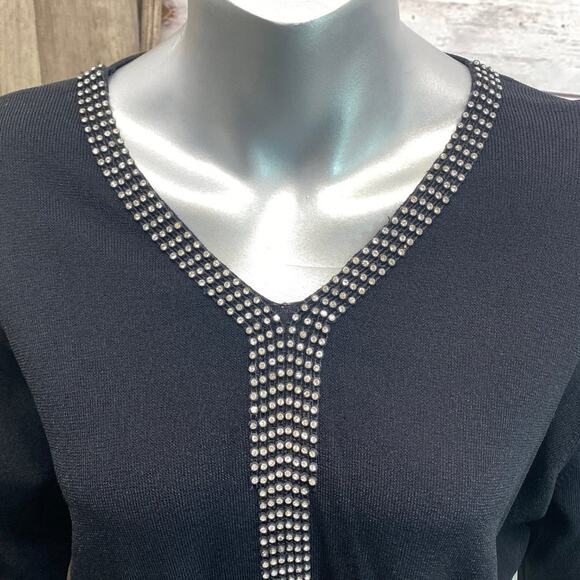 Gardy Gem Embellished Long Sleeve Pull Over V Neck Sweater Black XL NWT $108 - Picture 2 of 12